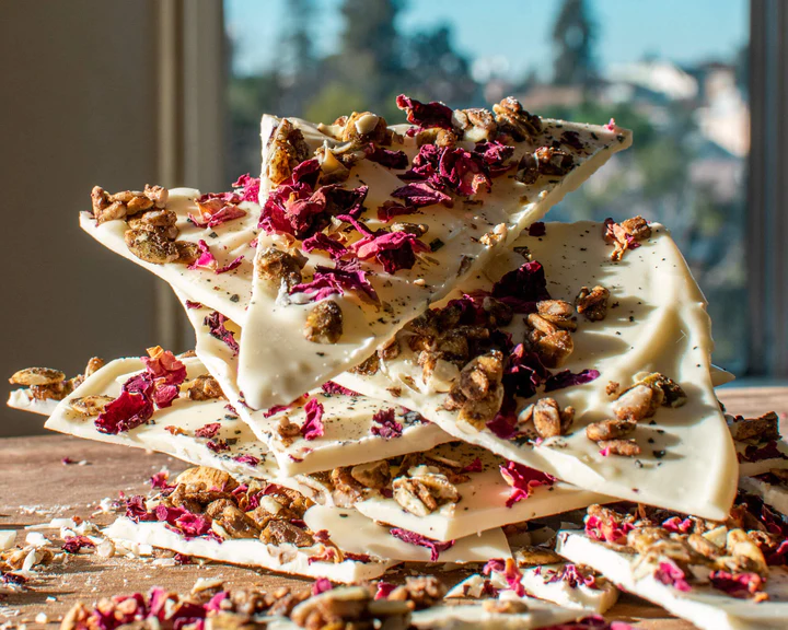 Beautiful Recipe Cinnamon And Rose White Chocolate Bark With Go Raw Sweet Cinnamon Seeds