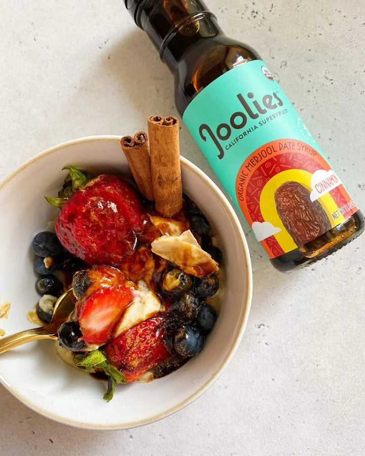 Joolies Organic Cinnamon Medjool Date Syrup With Fresh Berries